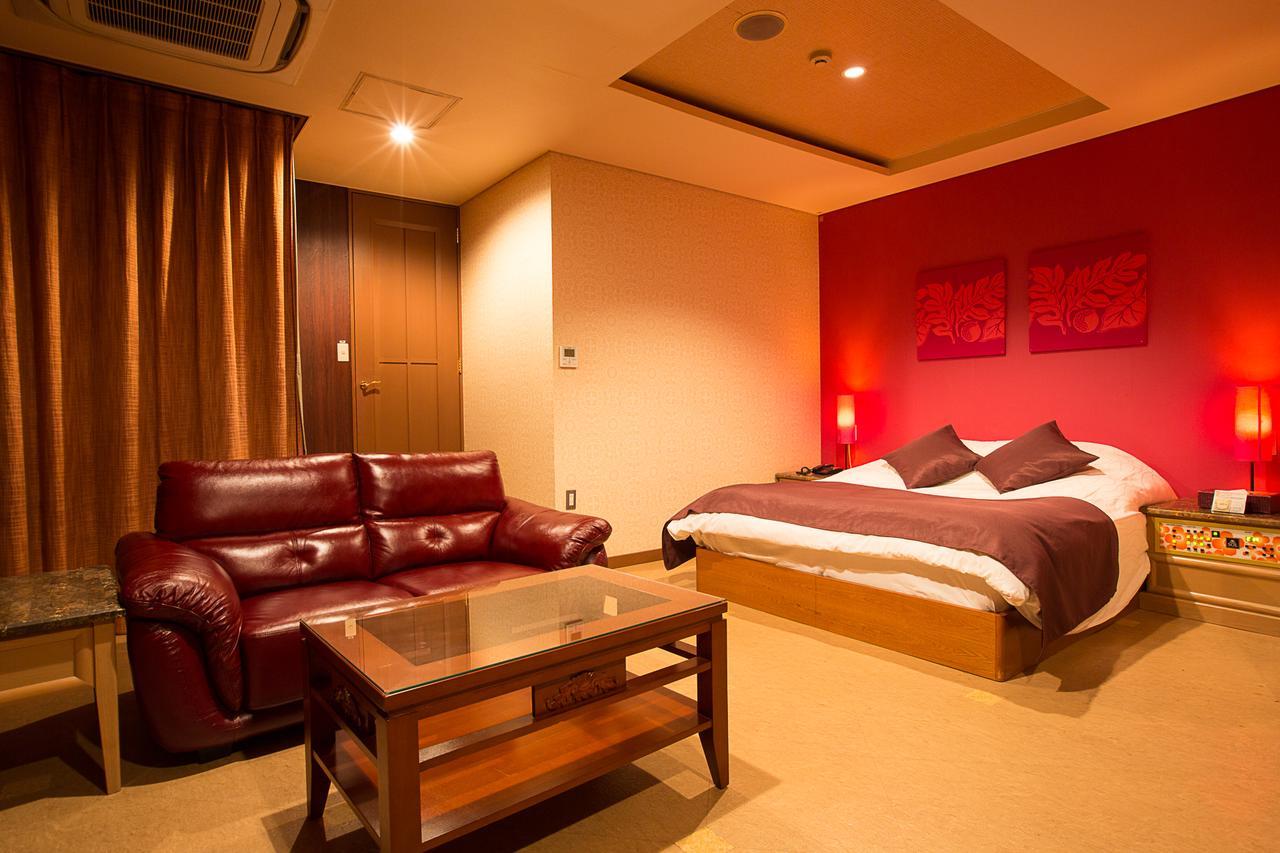 פוקואוקה Hotel Sol (Adults Only) מראה חיצוני תמונה