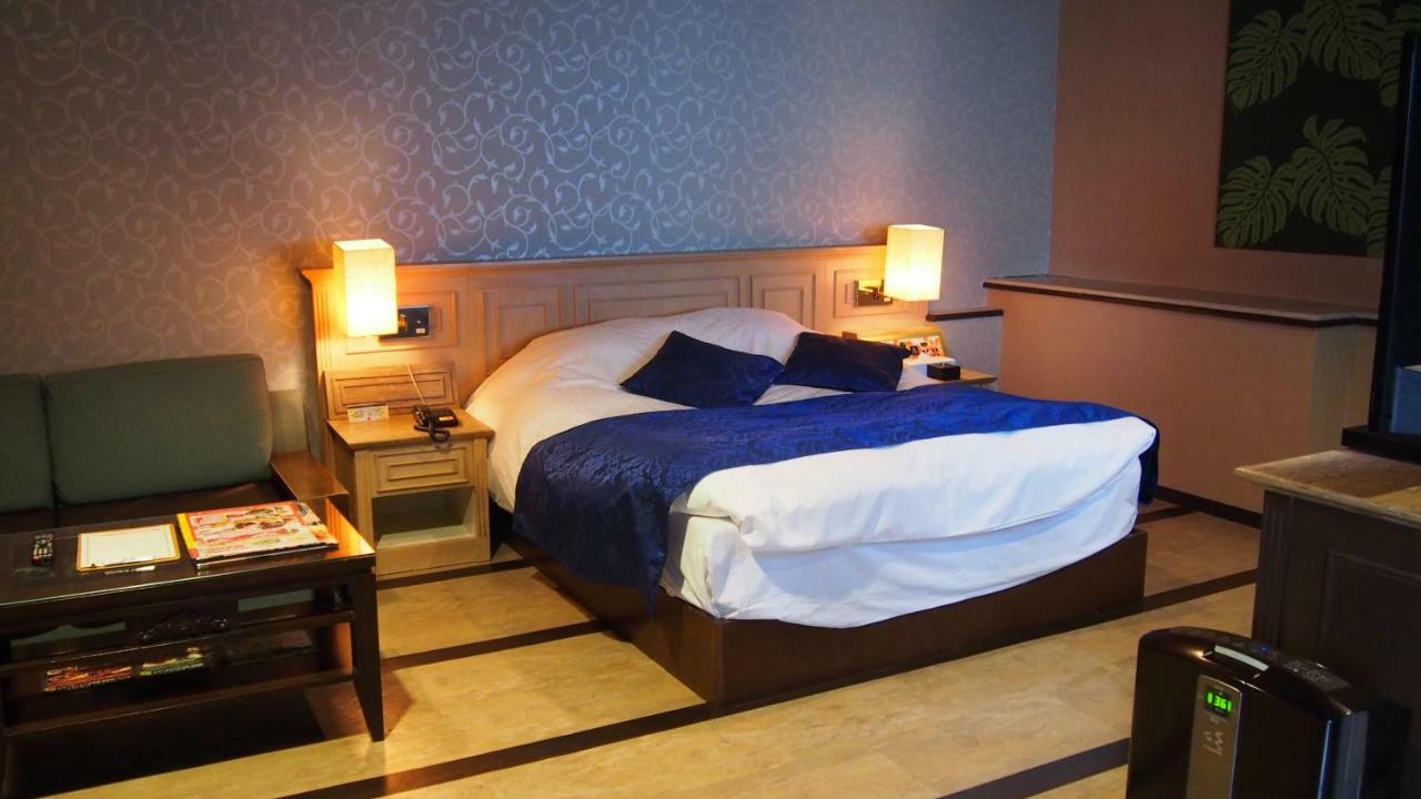 פוקואוקה Hotel Sol (Adults Only) מראה חיצוני תמונה