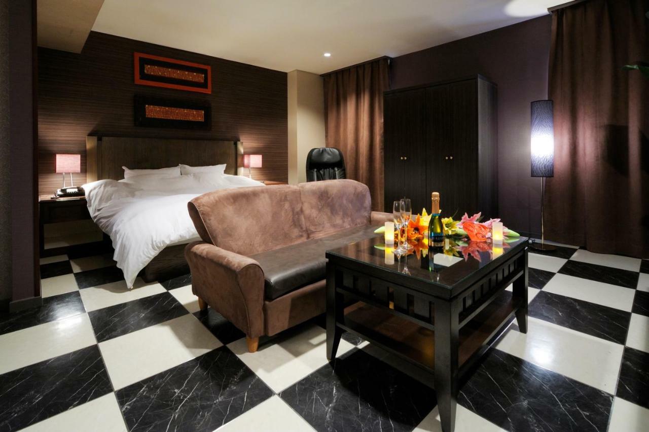 פוקואוקה Hotel Sol (Adults Only) מראה חיצוני תמונה