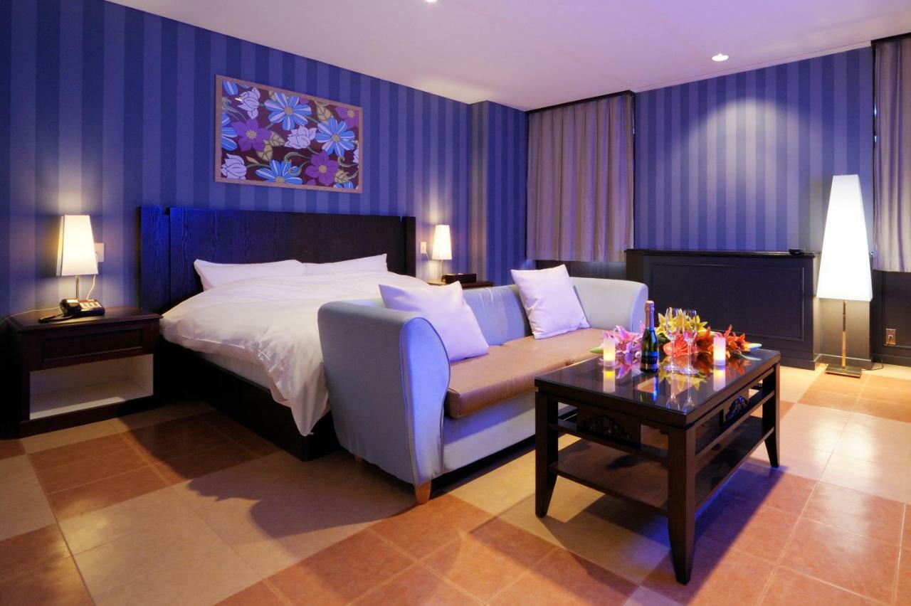 פוקואוקה Hotel Sol (Adults Only) מראה חיצוני תמונה